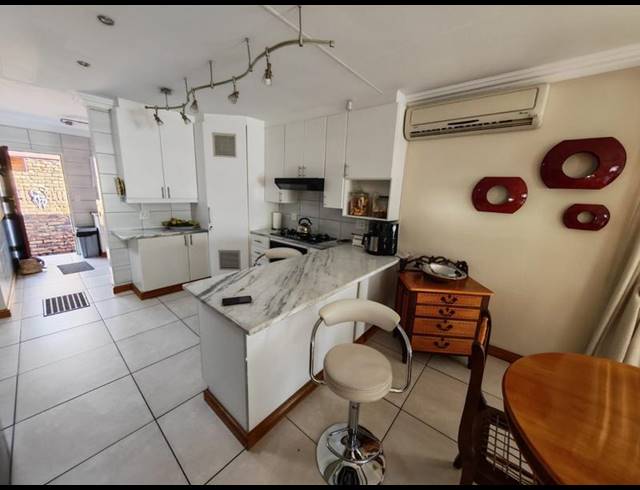 3 BEDROOM TOWNHOUSE FOR SALE IN VANDERBIJLPARK SE 3